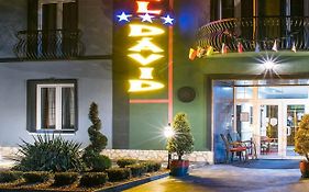 Hotel David With Free Parking